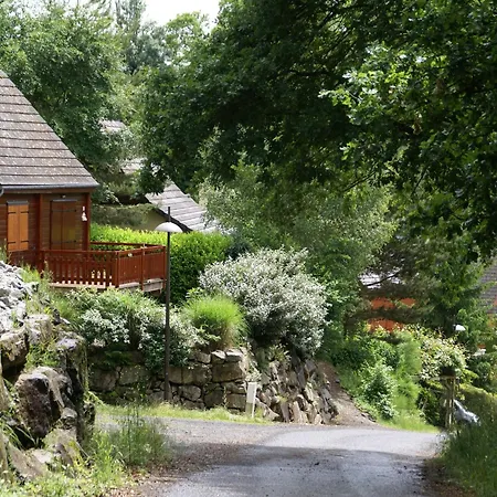 Chalet Du Lac Nature Escape *